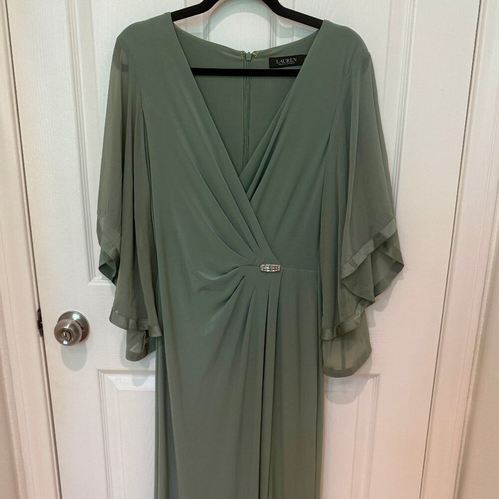 LAUREN RALPH LAUREN MINT GREEN JERSEY V-NECK MAXI GOWN NEW WITHOUT TAGS (NWOT)